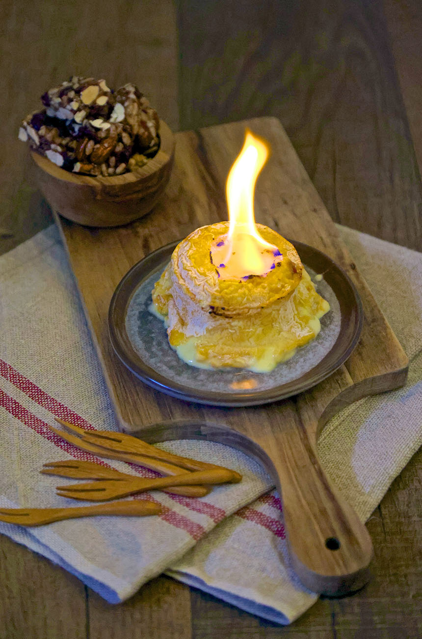 Langres AOP La Réserve des Crémiers flambéed with chocolate mendiants